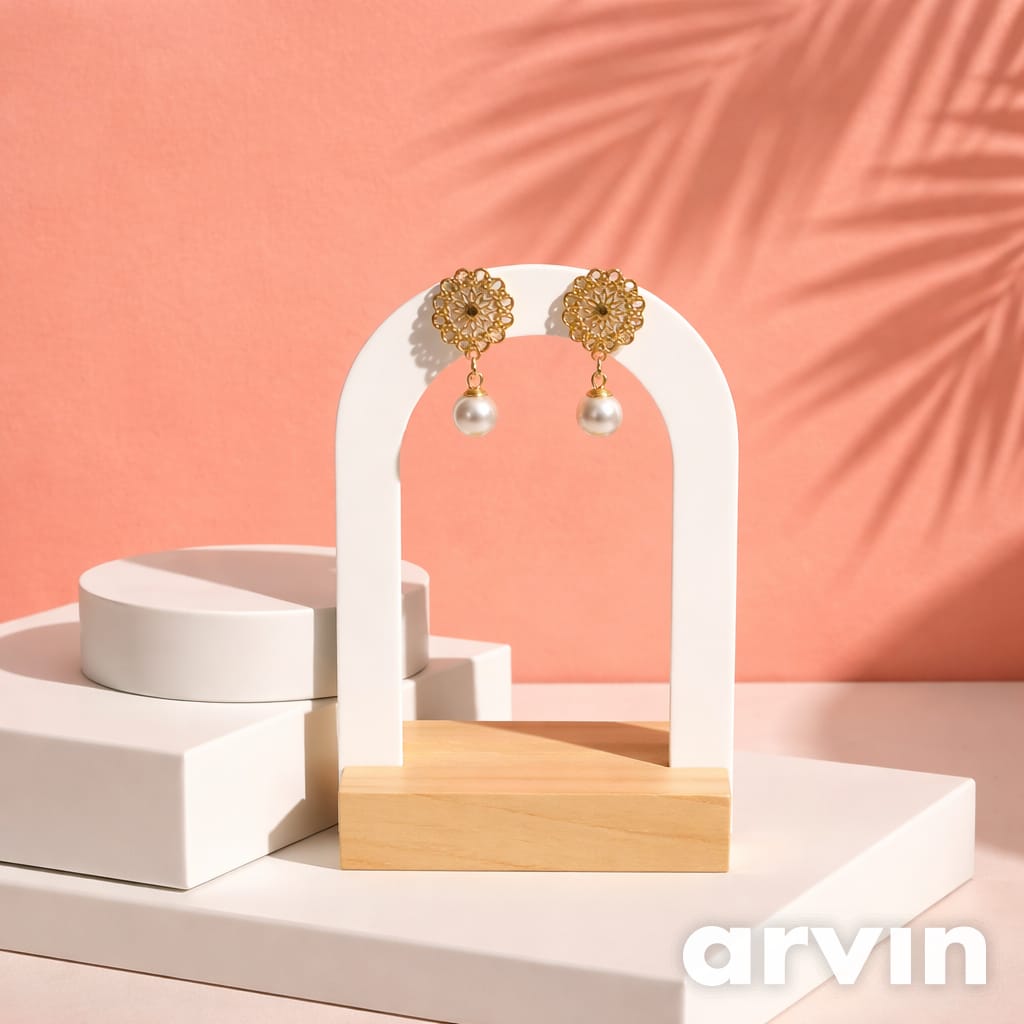Boucles pendantes dentelle et nacre