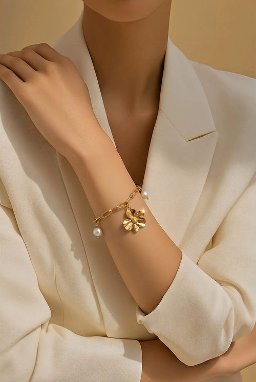 Bracelet fleur à breloques